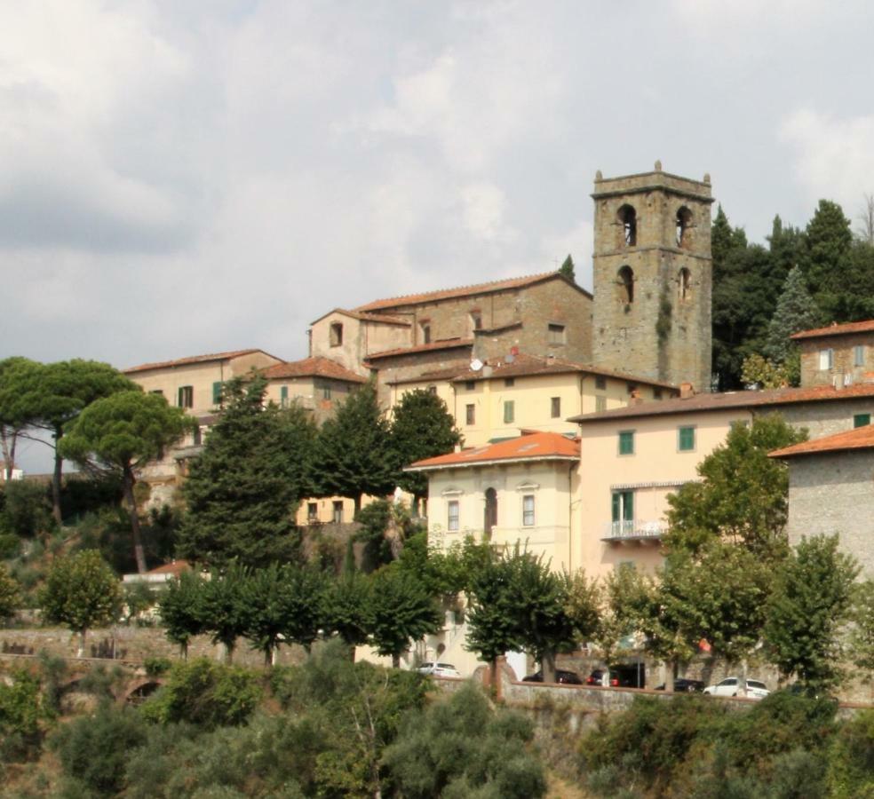 Affittacamere Gir Di Mura Montecatini Terme Bagian luar foto